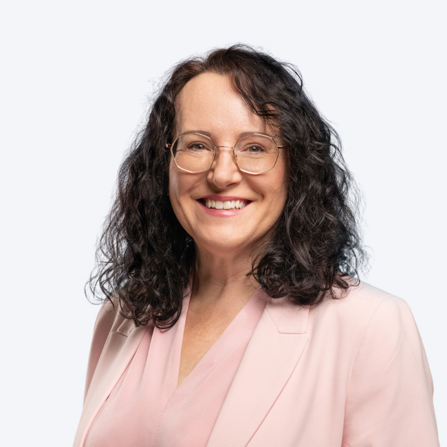 Carola Weiss